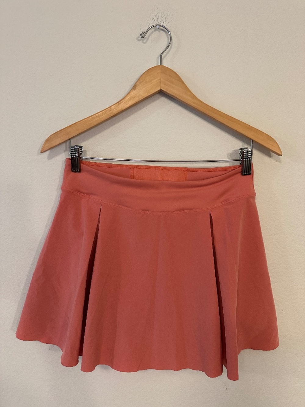 Nike Dri-FIT Pleated Tennis Skort Womens M Coral Built-In Shorts